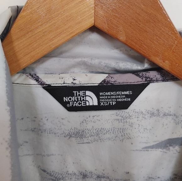 The North Face Lightweight Jacket ~ Size XS - Picture 4 of 11